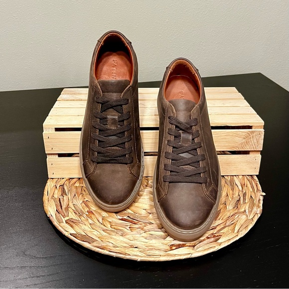 *RARE* PLG/Patina Men’s Low Top Sneaker | (EXCLUSIVE) Cognac, Size 8.5 - Picture 2 of 4